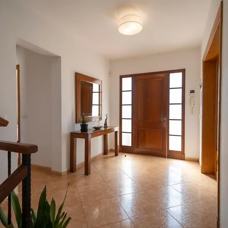 Victoria Paradise 卡拉恩·布拉内斯