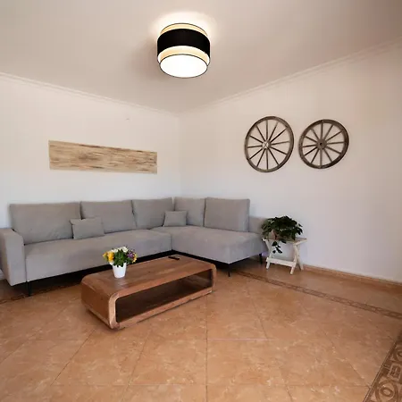 Victoria Paradise Villa