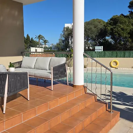 Victoria's Paradise Villa *