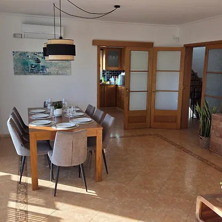 Villa Victoria's Paradise