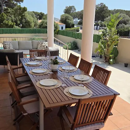 Victoria's Paradise Villa