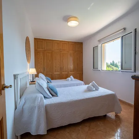 Victoria's Paradise Villa