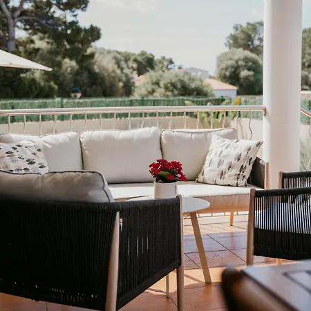 Victoria's Paradise Villa *