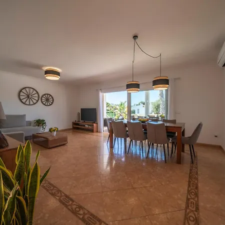 Victoria Paradise Cala'N Blanes (Menorca)